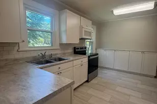 1203 N Poplar St, Aberdeen, NC 28315 - Photo 11