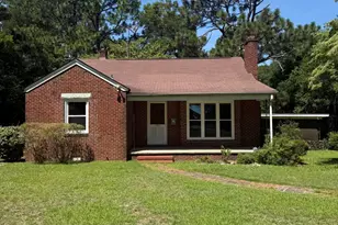 1203 N Poplar St, Aberdeen, NC 28315 - Photo 1