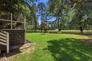 701 Plantation Dr, New Bern, NC 28562 - Photo 31