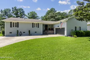 701 Plantation Dr, New Bern, NC 28562 - Photo 1