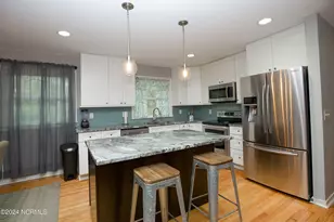 200 W Delaware Ave, Southern Pines, NC 28387 - Photo 13