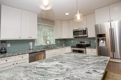 200 W Delaware Avenue, Southern Pines, NC 28387 - Photo 15