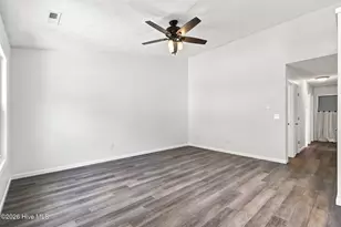 726 Varsity Dr, Wilmington, NC 28403 - Photo 7