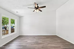 726 Varsity Dr, Wilmington, NC 28403 - Photo 5