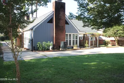 227 E College Street, Whiteville, NC 28472 - Photo 11