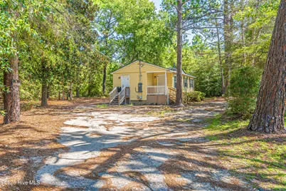 590 S Glover Street, Southern Pines, NC 28387 - Photo 9