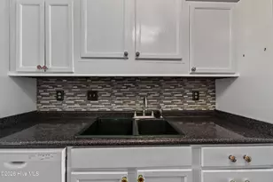 116 Hunting Green Dr, Jacksonville, NC 28546 - Photo 13
