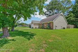 116 Hunting Green Dr, Jacksonville, NC 28546 - Photo 3