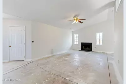 205 Concord Lane, Richlands, NC 28574 - Photo 11