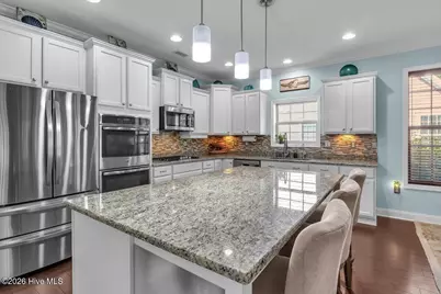 7812 Bonfire Drive, Wilmington, NC 28409 - Photo 9