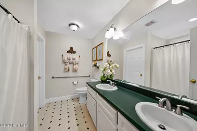 2917 Ellsworth Drive, Greenville, NC 27834 - Photo 15