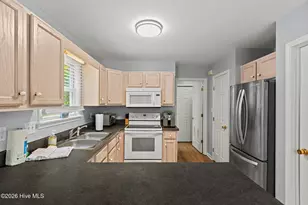 9258 Osprey Ridge Dr, Emerald Isle, NC 28594 - Photo 5