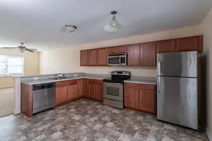 8010 Banister Loop, Jacksonville, NC 28546 - Photo 9