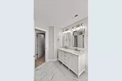 401 King Richard Court, Jacksonville, NC 28546 - Photo 31