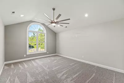 401 King Richard Court, Jacksonville, NC 28546 - Photo 25