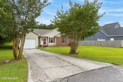 510 Greenfield Place, Sneads Ferry, NC 28460 - Photo 3