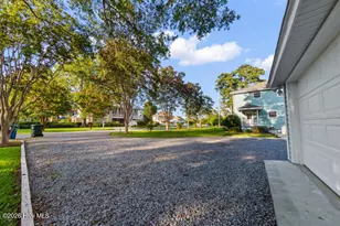 904 1st Ave, Oriental, NC 28571 - Photo 27