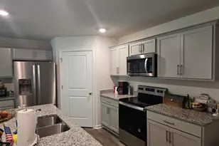 301 Stratton Place, Washington, NC 27889 - Photo 3