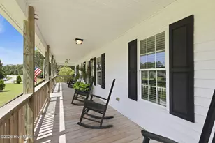 1422 Harkers Island Rd, Beaufort, NC 28516 - Photo 37