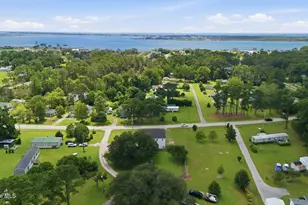 1422 Harkers Island Rd, Beaufort, NC 28516 - Photo 45