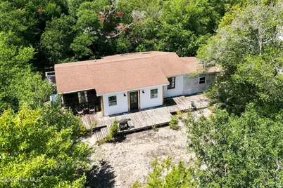 139 NE 17th Street, Oak Island, NC 28465 - Photo 31