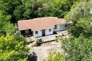 139 NE 17th St, Oak Island, NC 28465 - Photo 31