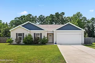 19 Evian Ct, Hampstead, NC 28443 - Photo 1