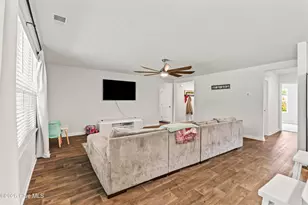 19 Evian Ct, Hampstead, NC 28443 - Photo 11
