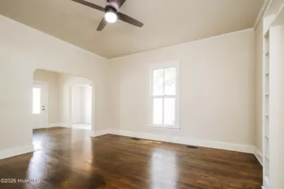 319 E Main Street, Washington, NC 27889 - Photo 7