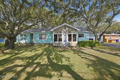 502 Fourth Street S, Carolina Beach, NC 28428 - Photo 1