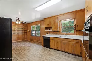 603 W Hooks River Rd, Goldsboro, NC 27530 - Photo 17