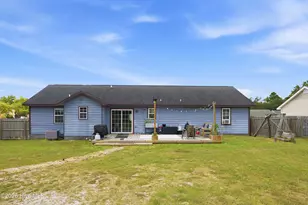 215 S Ginger Dr, Hubert, NC 28539 - Photo 23