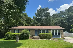 1406 Onslow Pines Rd, Jacksonville, NC 28540 - Photo 1