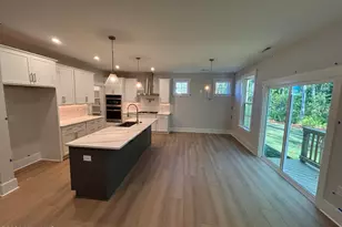 370 Glade Dr, Aberdeen, NC 28315 - Photo 3