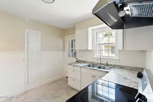 233 N 25th St, Wilmington, NC 28405 - Photo 17