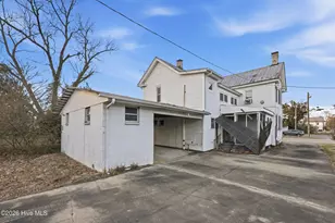 307 Dobbs St, Hertford, NC 27944 - Photo 5