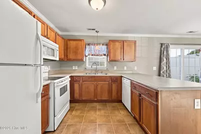 1548 Manning Forest Drive #M5, Greenville, NC 27834 - Photo 17