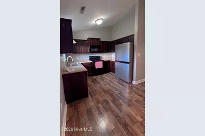 154 Louie Lane, Jacksonville, NC 28540 - Photo 5