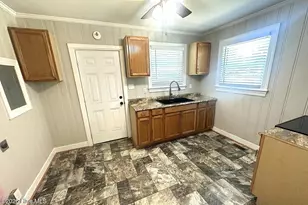 309 Broad St W, Wilson, NC 27893 - Photo 7