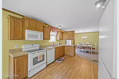 207 Betty Drive, Burgaw, NC 28425 - Photo 13