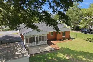 614 E 6th St, Washington, NC 27889 - Photo 5