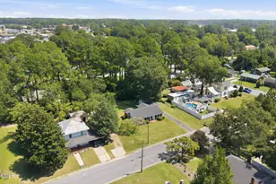 614 E 6th St, Washington, NC 27889 - Photo 47