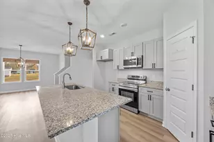 914 Haw Branch Rd, Beulaville, NC 28518 - Photo 15