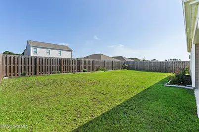 2233 Emerald Avenue, Castle Hayne, NC 28429 - Photo 33