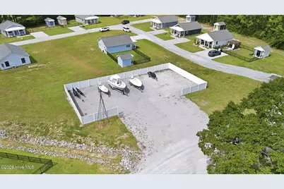 183 Long Pond Loop, Swansboro, NC 28584 - Photo 37