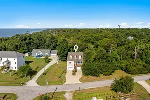 204 Water Oak Dr, Newport, NC 28570 - Photo 1