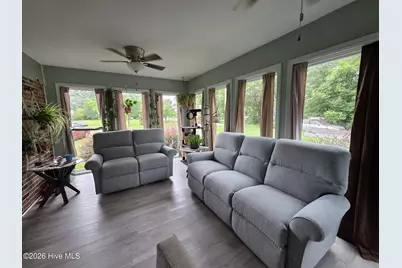 558 Elm Street, Fair Bluff, NC 28439 - Photo 5