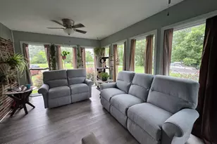 558 Elm St, Fair Bluff, NC 28439 - Photo 5