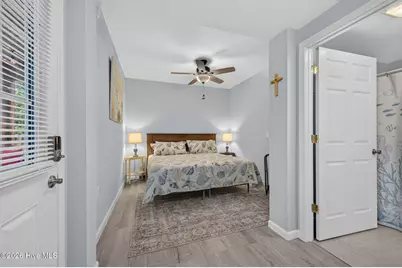 140 NE 18th Street, Oak Island, NC 28465 - Photo 31