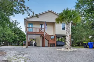 140 NE 18th St, Oak Island, NC 28465 - Photo 1